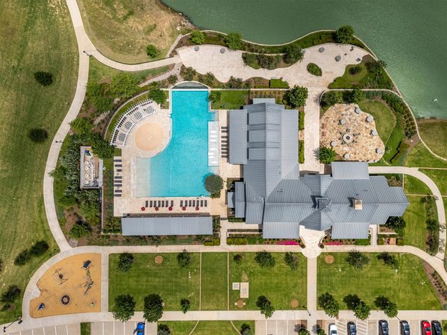 1108 Claiborne Drive, Aubrey, TX 76227