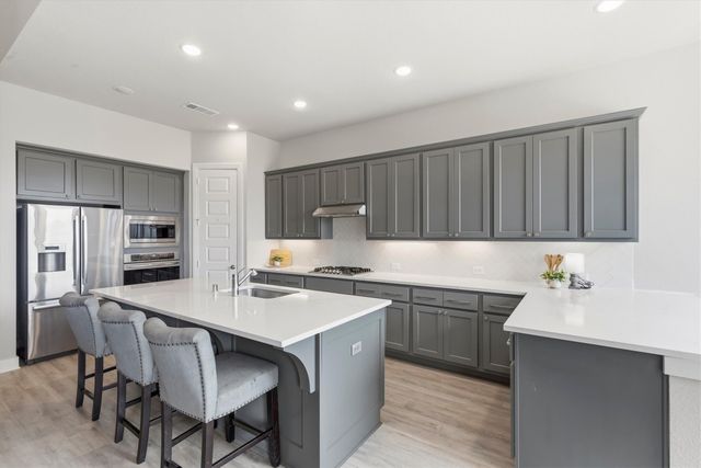 1108 Claiborne Drive, Aubrey, TX 76227