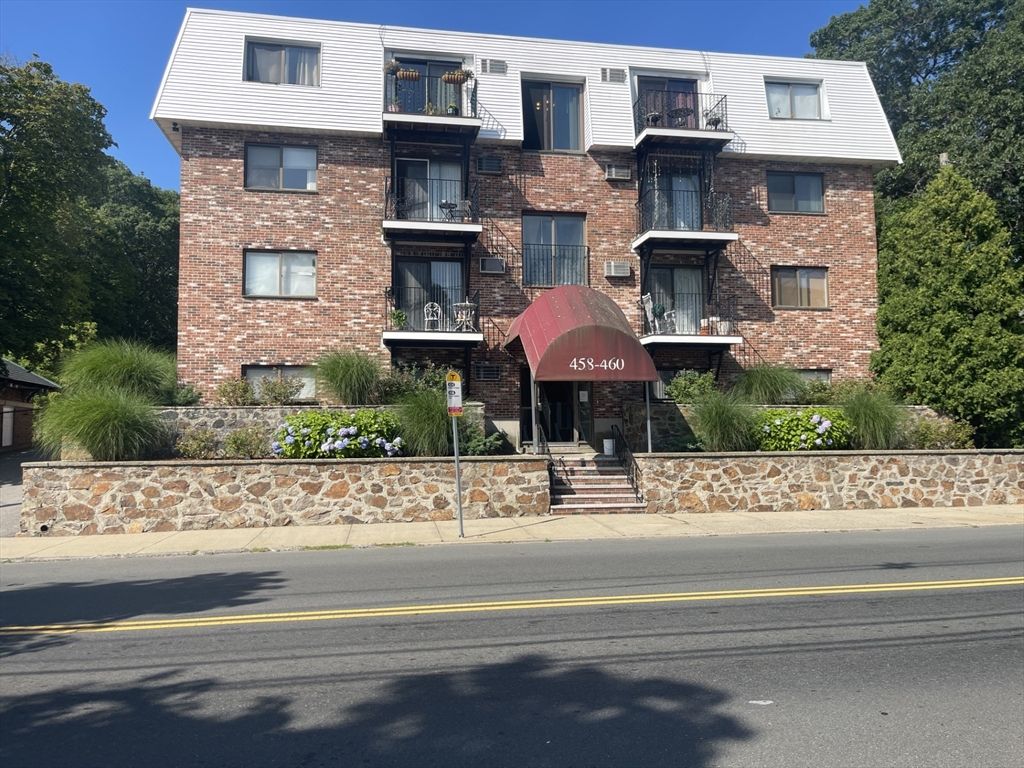 458-460 Eastern Ave 12, Lynn, MA 01902