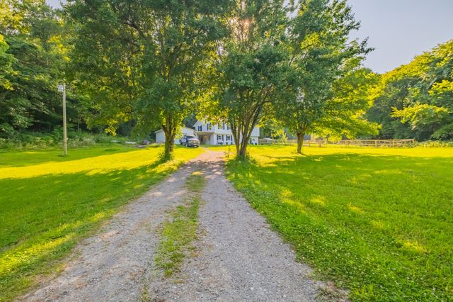 839 Old Elkton Pike, Fayetteville, TN 37334