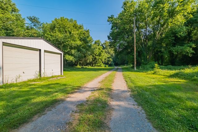 839 Old Elkton Pike, Fayetteville, TN 37334