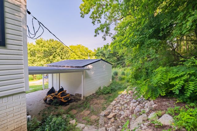 839 Old Elkton Pike, Fayetteville, TN 37334