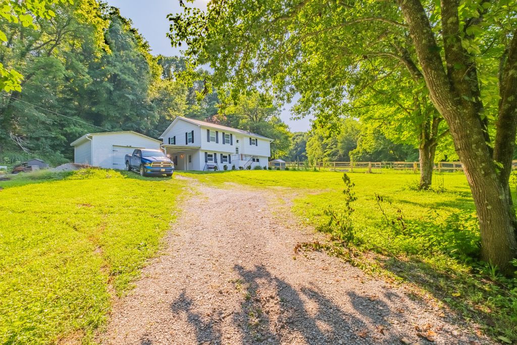 839 Old Elkton Pike, Fayetteville, TN 37334