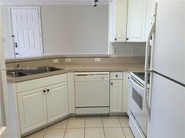 4704 SW 160th Avenue 222, Miramar, FL 33027