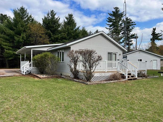 1931 Beaver Lane, Arkdale, WI 54613