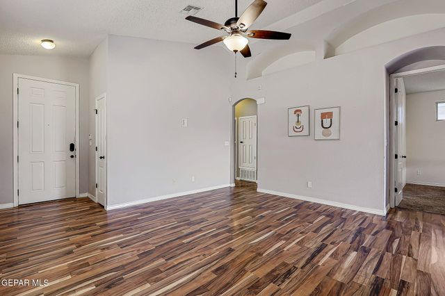 7257 COPPER TRAIL Avenue, El Paso, TX 79934