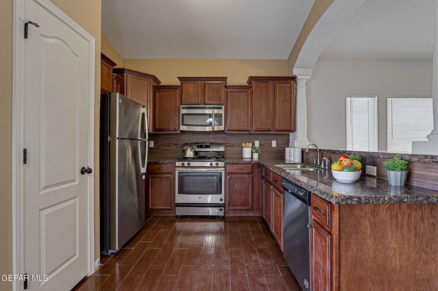 7257 COPPER TRAIL Avenue, El Paso, TX 79934