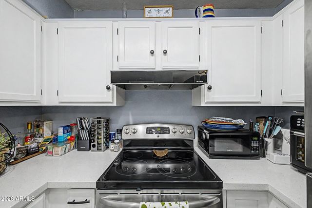 1961 N HARTFORD Street 1057, Chandler, AZ 85225