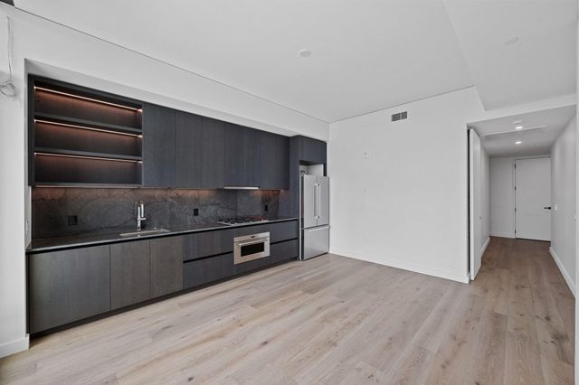 610 Davis ST 4308, Austin, TX 78701