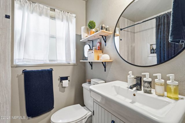 2204 PATOU Drive W, Jacksonville, FL 32210