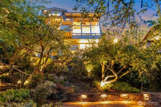 225 Ward Street, Seattle, WA 98109