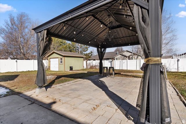 5244 W SHAGGY PEAK DR, Riverton, UT 84096