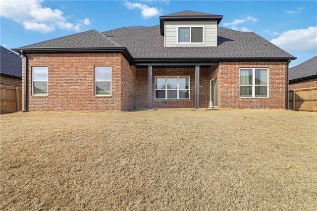 5401 SW Firethorn Lane, Bentonville, AR 72713