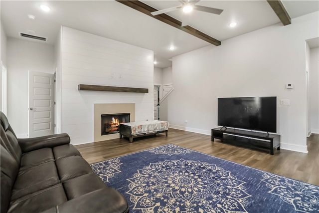 5401 SW Firethorn Lane, Bentonville, AR 72713