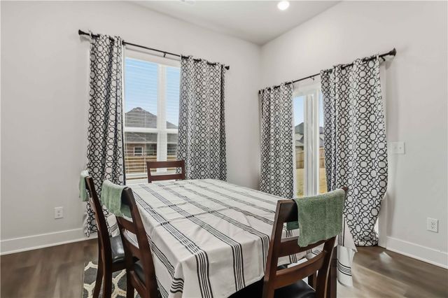 5401 SW Firethorn Lane, Bentonville, AR 72713