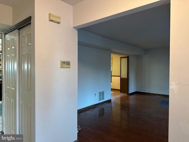 24 MCINTOSH RD, Sewell, NJ 08080