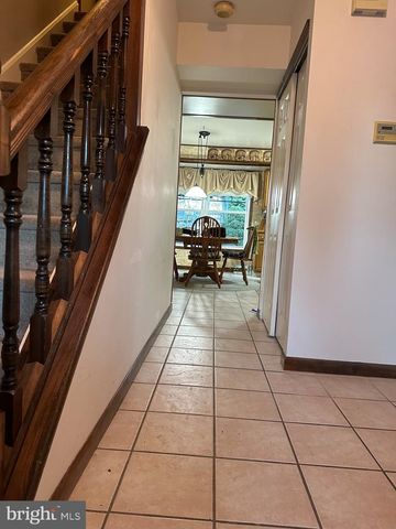 24 MCINTOSH RD, Sewell, NJ 08080