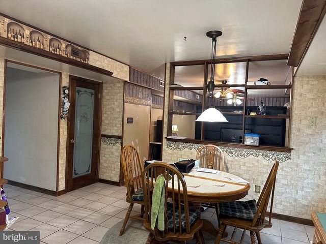 24 MCINTOSH RD, Sewell, NJ 08080