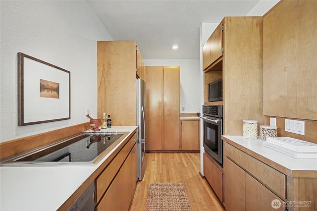 3330 N Narrows Drive, Tacoma, WA 98407