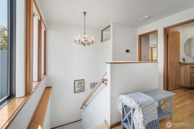 3330 N Narrows Drive, Tacoma, WA 98407