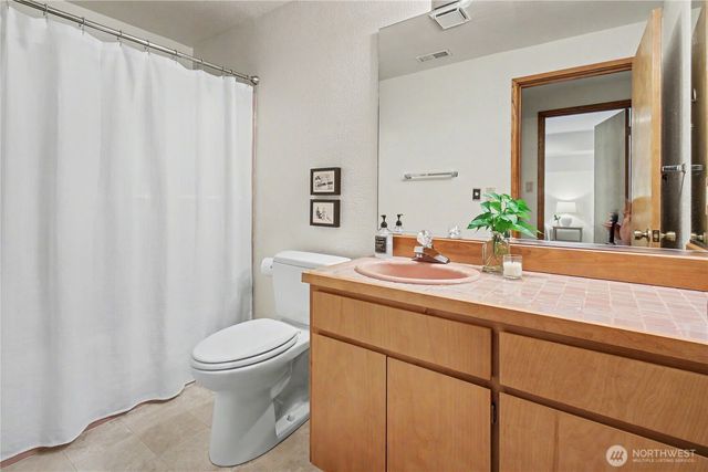 3330 N Narrows Drive, Tacoma, WA 98407