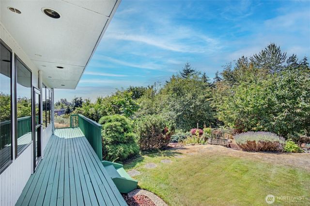 3330 N Narrows Drive, Tacoma, WA 98407