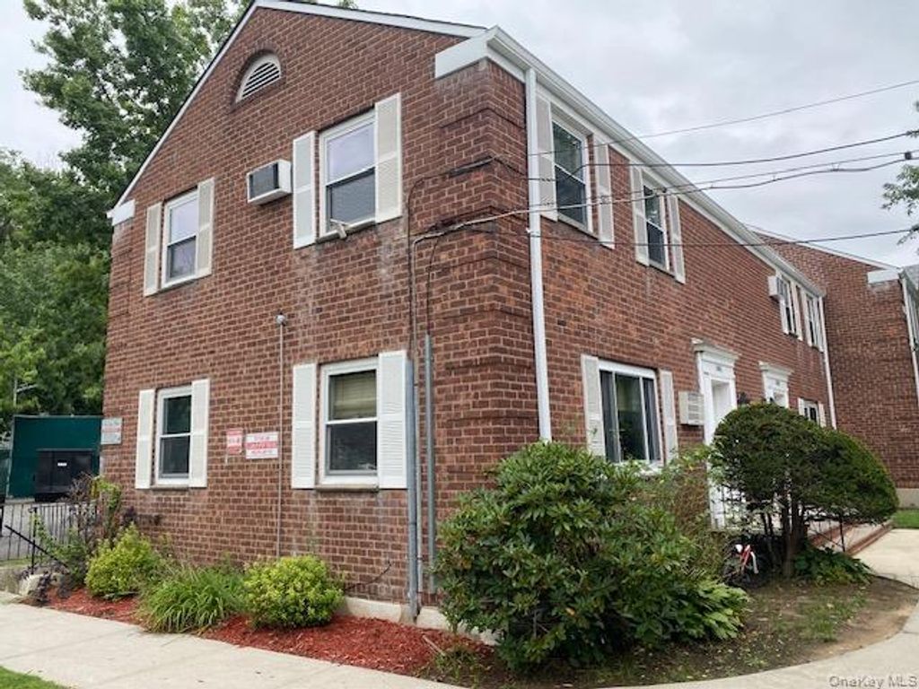 260-23 Langston Avenue A-2, Glen Oaks, NY 11004 — photo 2