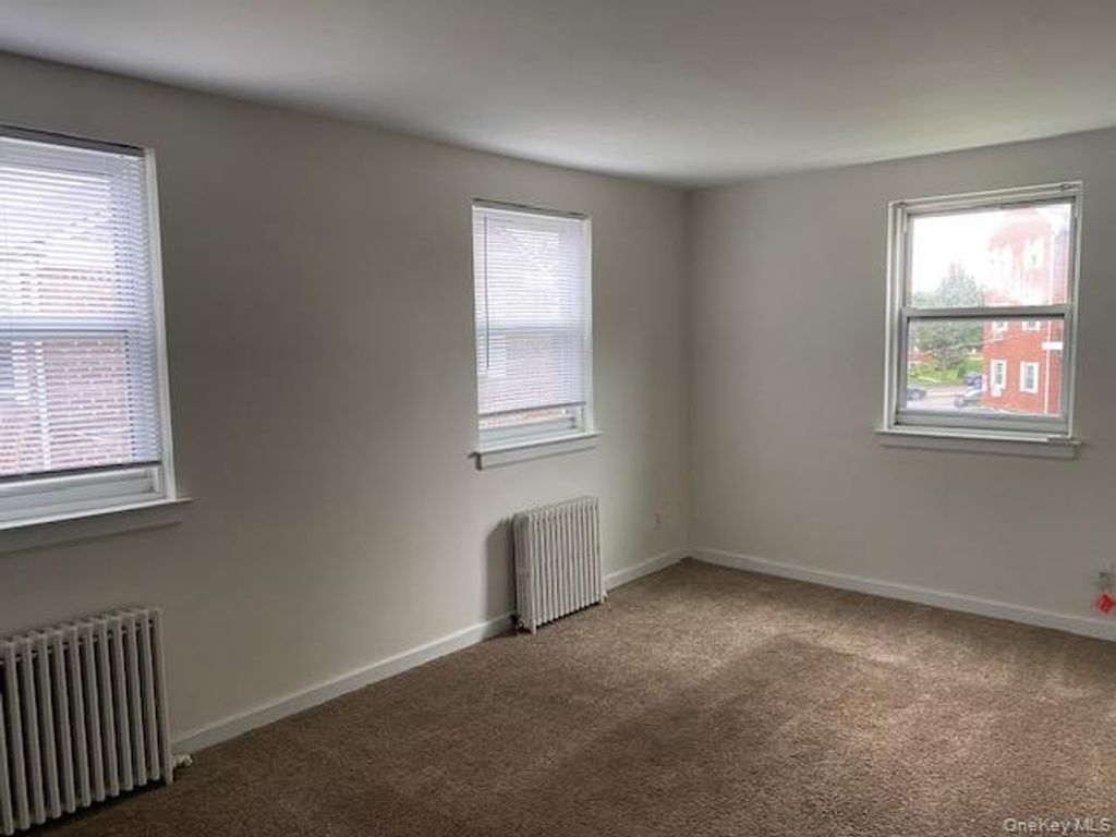 260-23 Langston Avenue A-2, Glen Oaks, NY 11004 — photo 4