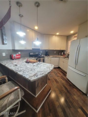 417 Jackson AVE, Lehigh Acres, FL 33972