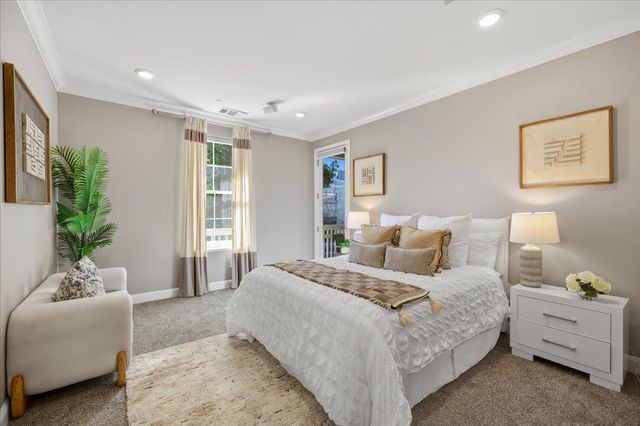 631 True Wind Way 203, Redwood City, CA 94063