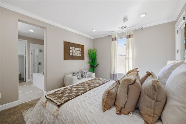 631 True Wind Way 203, Redwood City, CA 94063