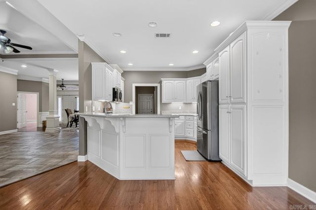 7032 Gap Ridge Drive, Sherwood, AR 72120