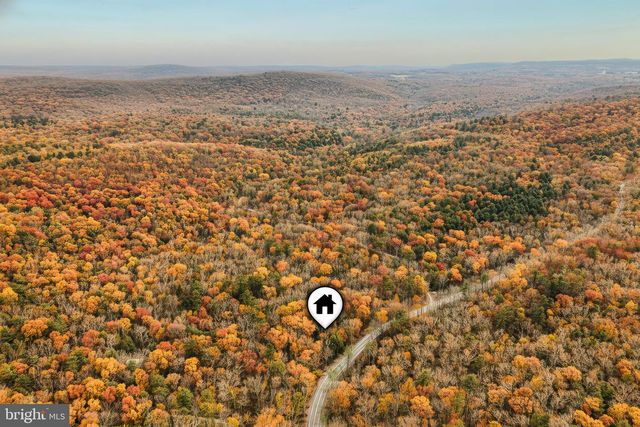 460 ROCKY MOUNTAIN ROAD, Fayetteville, PA 17222