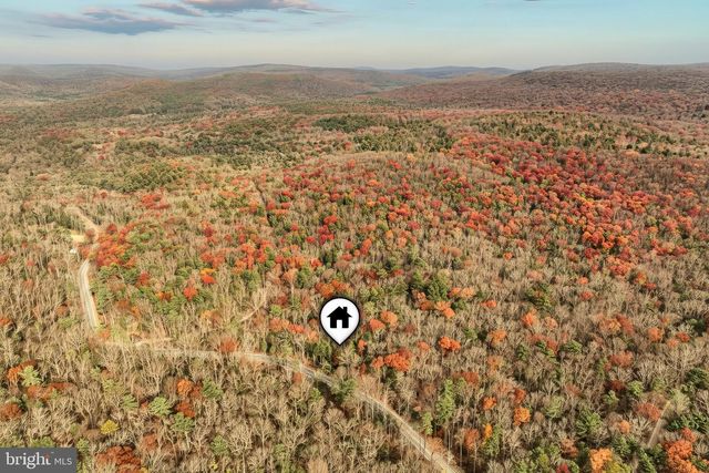 460 ROCKY MOUNTAIN ROAD, Fayetteville, PA 17222