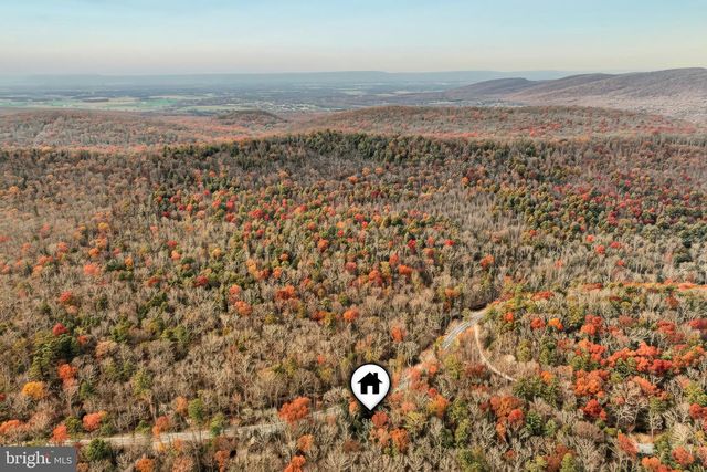 460 ROCKY MOUNTAIN ROAD, Fayetteville, PA 17222