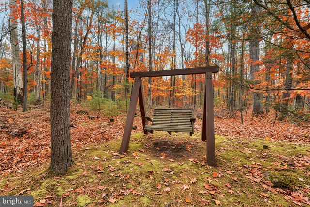 460 ROCKY MOUNTAIN ROAD, Fayetteville, PA 17222