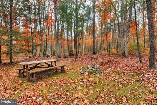 460 ROCKY MOUNTAIN ROAD, Fayetteville, PA 17222