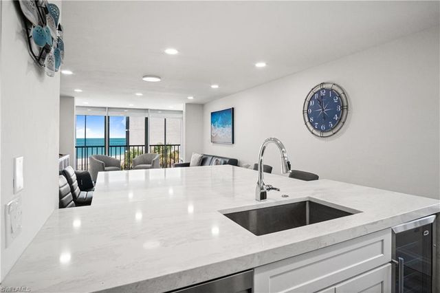 25820 Hickory BLVD 301, Bonita Springs, FL 34134