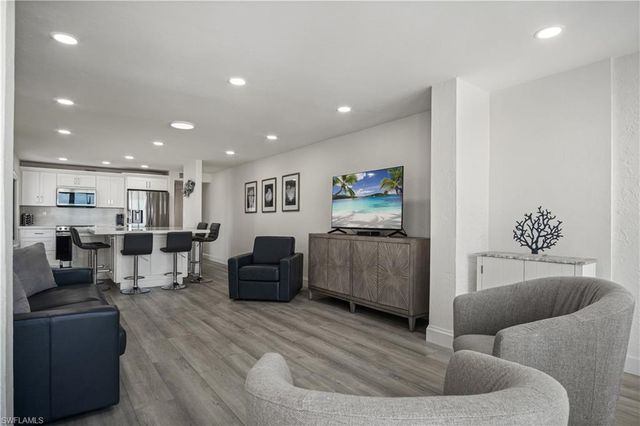 25820 Hickory BLVD 301, Bonita Springs, FL 34134
