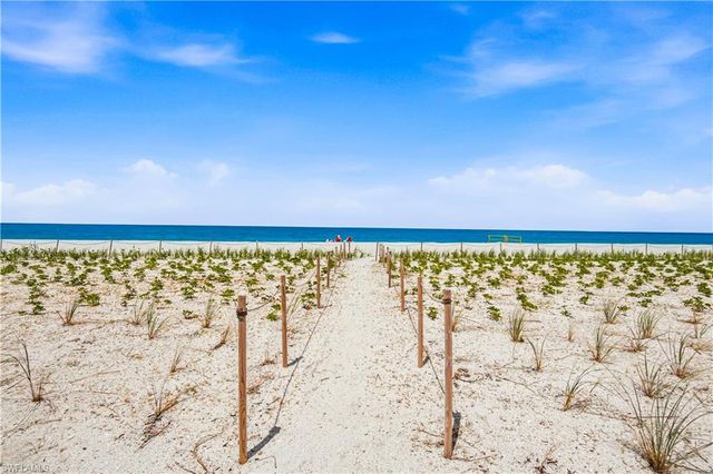 25820 Hickory BLVD 301, Bonita Springs, FL 34134