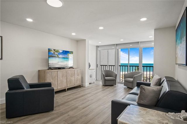 25820 Hickory BLVD 301, Bonita Springs, FL 34134