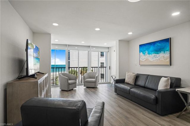 25820 Hickory BLVD 301, Bonita Springs, FL 34134