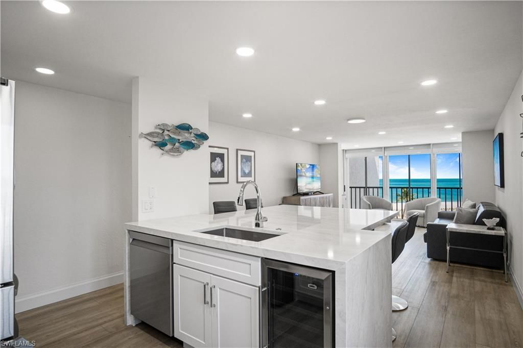 25820 Hickory BLVD 301, BONITA SPRINGS, FL 34134 — photo 2