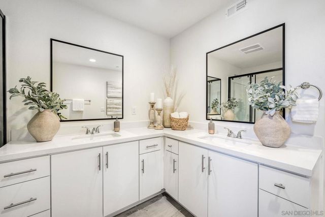 2240 Calle Chanate, San Diego, CA 92139