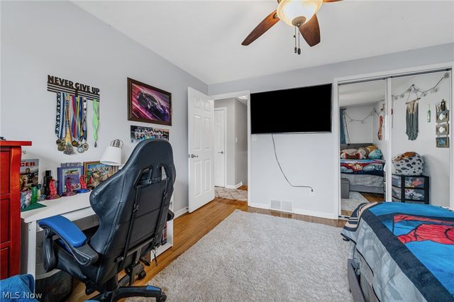 5520 Ralston Drive, Parma, OH 44129