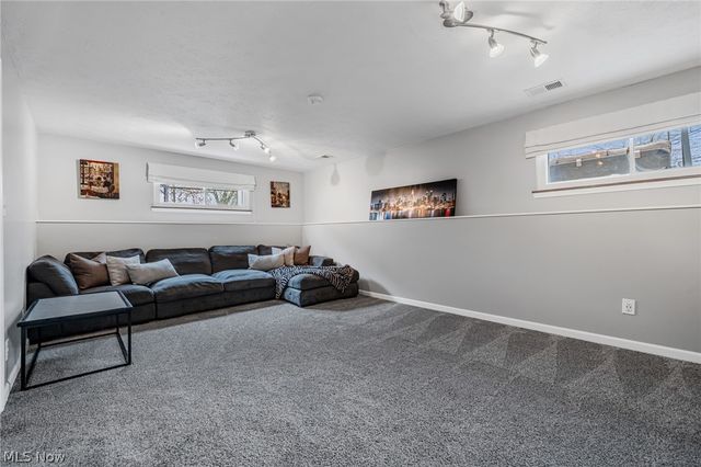 5520 Ralston Drive, Parma, OH 44129