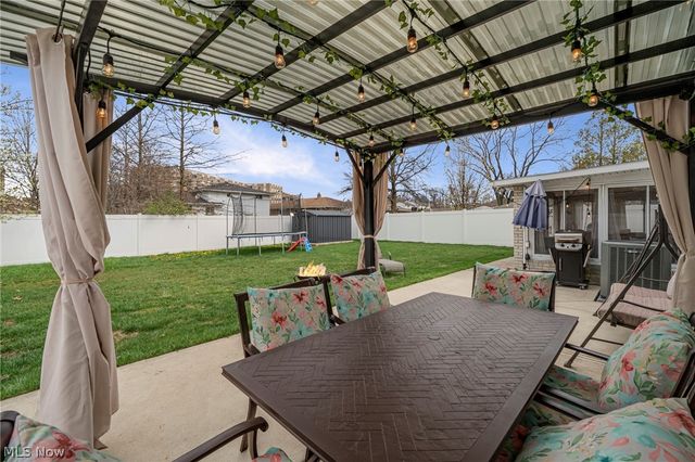 5520 Ralston Drive, Parma, OH 44129