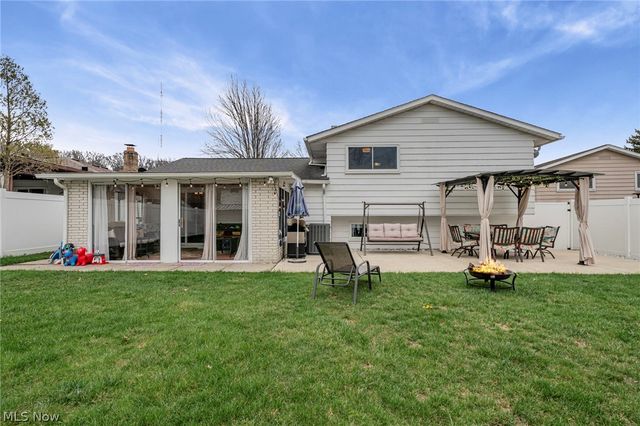 5520 Ralston Drive, Parma, OH 44129