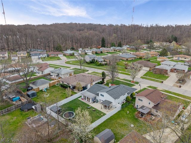 5520 Ralston Drive, Parma, OH 44129