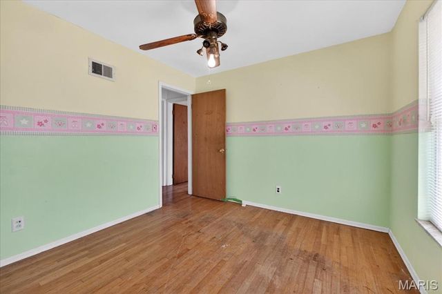 1125 Hawkstone Lane, St Louis, MO 63125